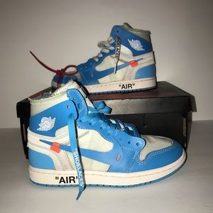 Off-White Jordan 1 “UNC” Size 6.5